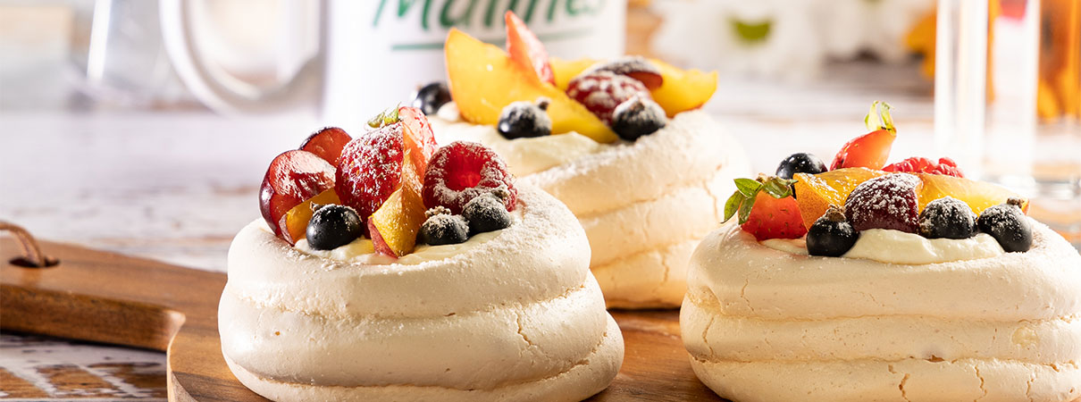 Pavlova groseille pêche citron